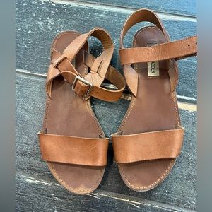 Steve Madden leather sandals